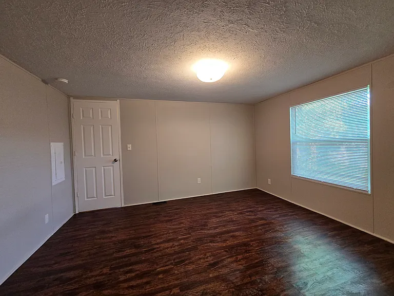 104 Dove Dr — Photo 24