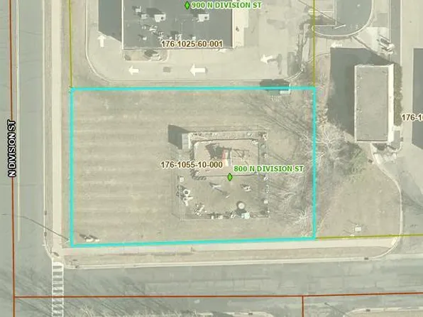 800 N Division St, Roberts, WI 54023