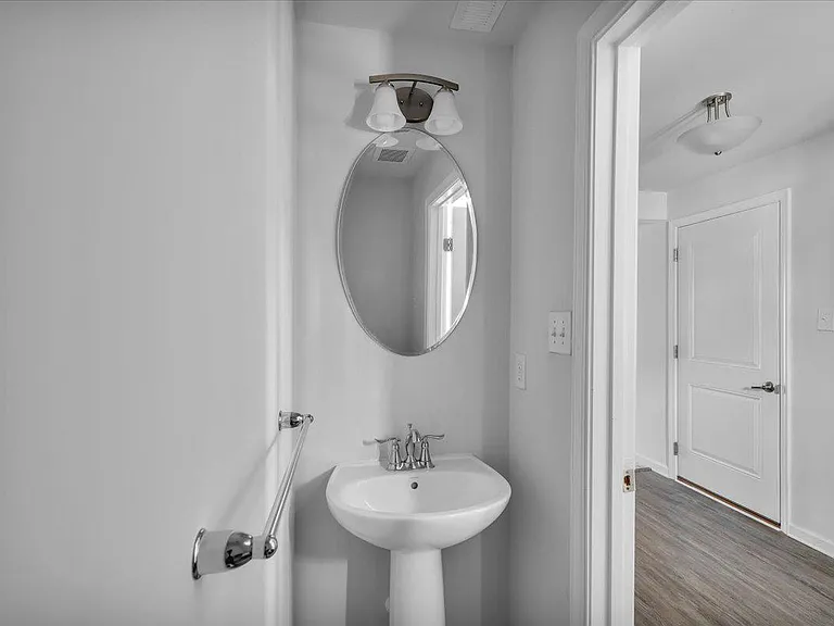 7 Hamilton Ct — Photo 9