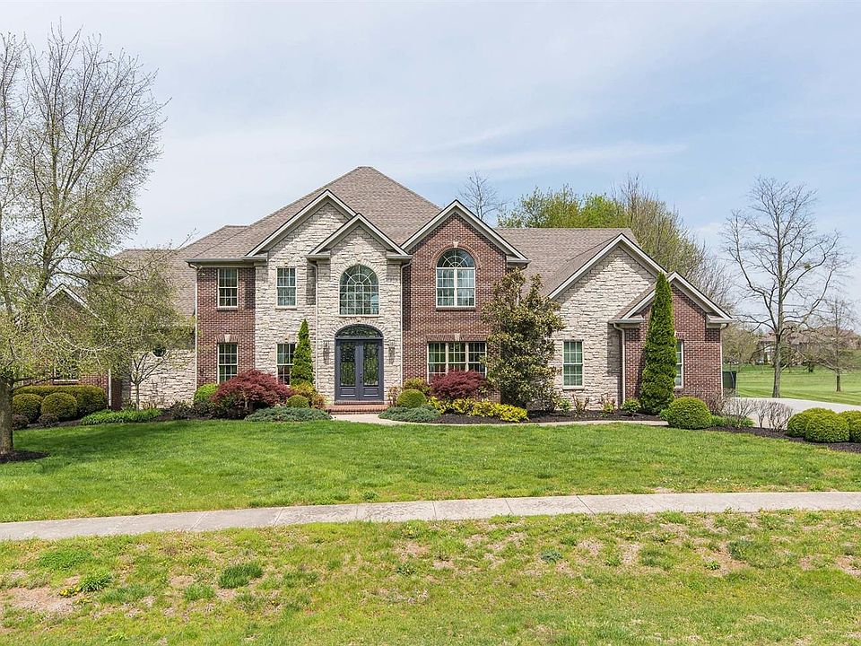 1st image of 104 Silver Fox Dr