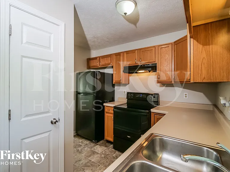 11120 Fall Dr — Photo 8