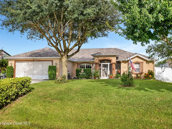 2337 Aquilos Ave SE, Palm Bay, FL 32909