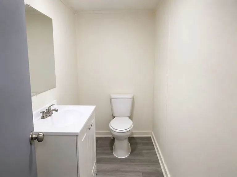 1012 Delcambre Rd #W — Photo 5
