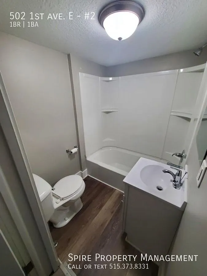 Conveniently located 1 bed unit with great natural light — Photo 2