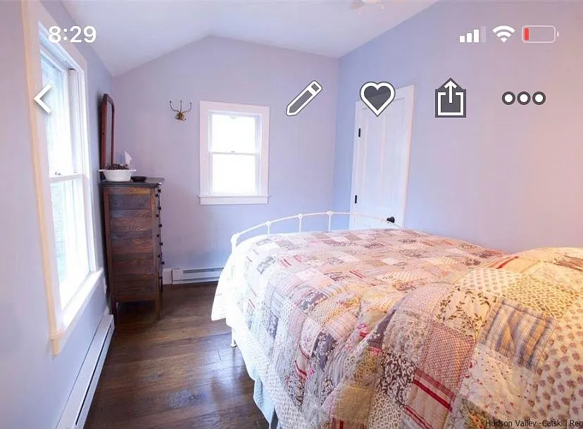 Bright bedroom with en-suite bathroom