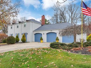 1030 Hickory Rd, Heath, OH 43056