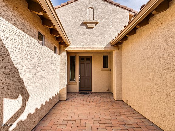 5th image of 600 N Alexis Loop