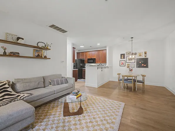 7230 Althorp Way APT W4, Nashville, TN 37211