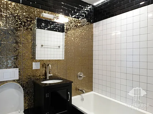 Rented by Brickwood Realty | media 6