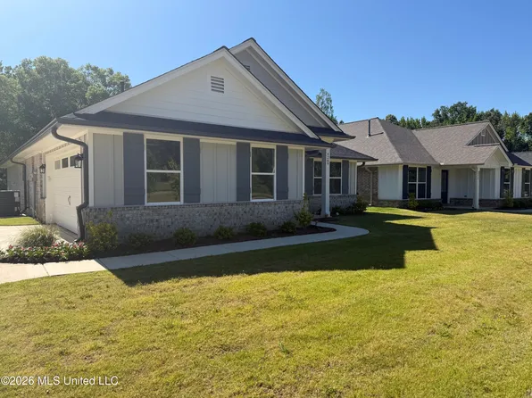 4269 Olivia Cir W, Olive Branch, MS 38654