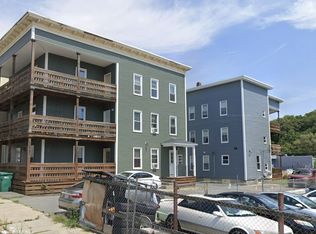 786 Social St, Woonsocket, RI 02895