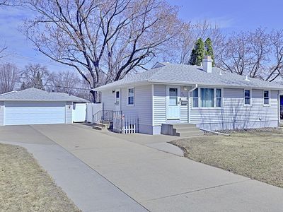 5212 65th Ave N, Brooklyn Center, MN, 55429