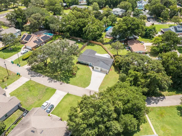 720 Karen Ave, Fort Walton Beach, FL 32547