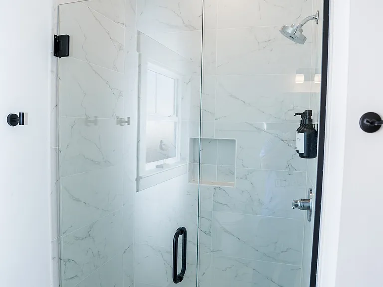 22524 Lakeview Dr — Photo 41