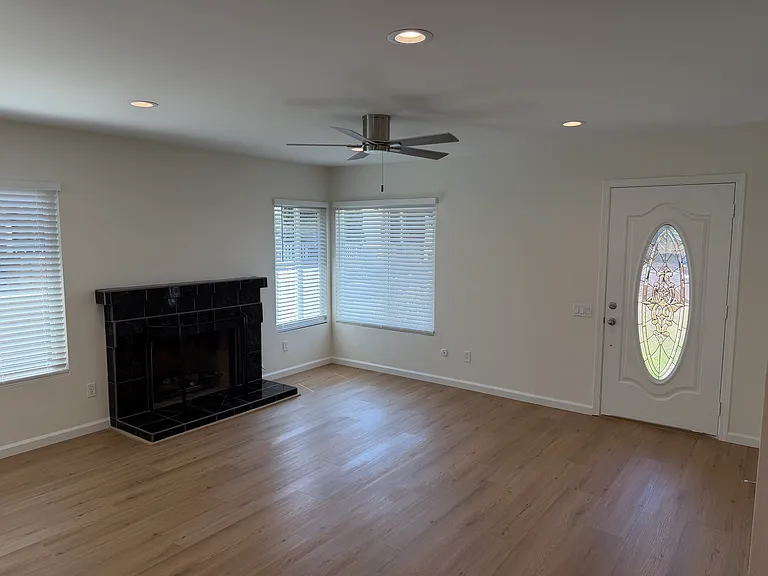 2183 Fowler Dr — Photo 5