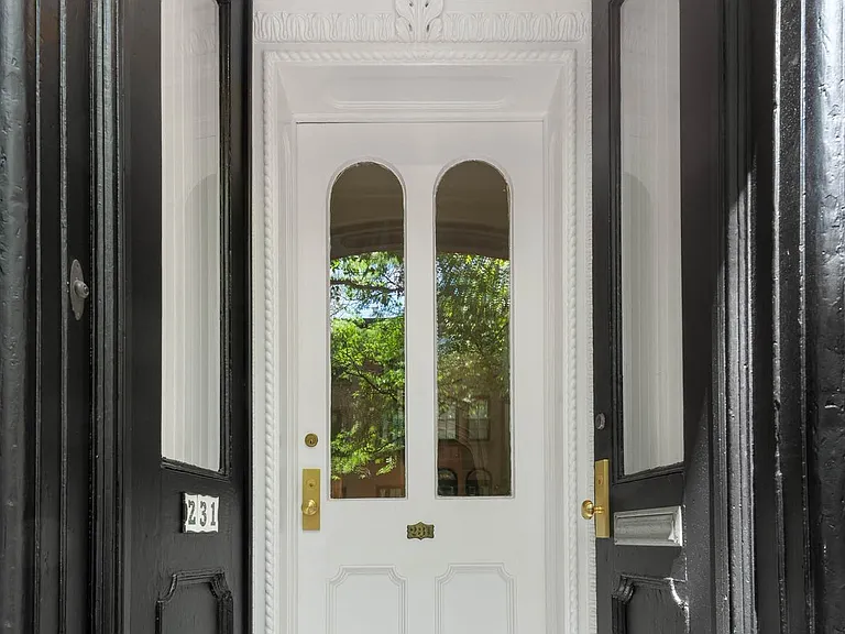231 Kane St #1 — Photo 3
