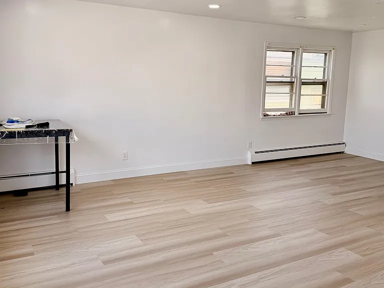 24 E 18th St #2 — Photo 2