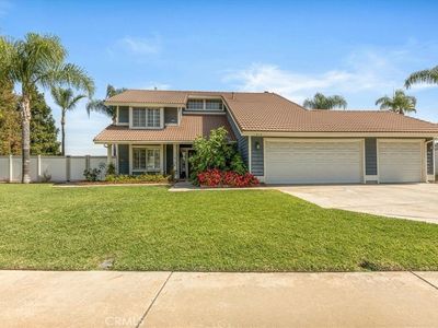 216 Gabrielle Way, Redlands, CA, 92374