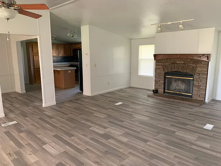 475 Private Road 1196 — Photo 5