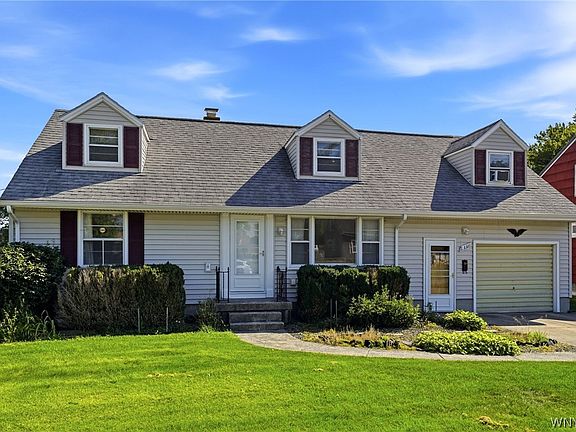 4th image of 3311 Cox Dr