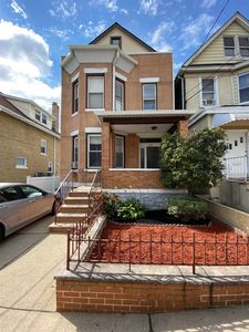 305 77th St, North Bergen, NJ, 07047
