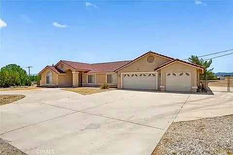 13045 Ranchero Rd
