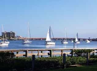 448 Bouchelle Dr APT 104, New Smyrna Beach, FL 32169