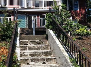 169 Lakeside Trl, Ridge, NY 11961