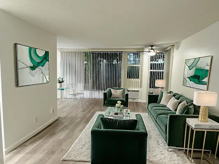 1617 N Poinsettia Place — Photo 53