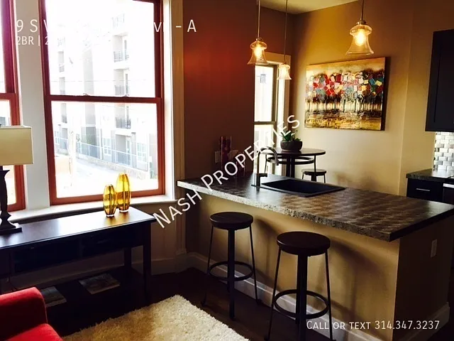 9 S Vandeventer Ave #A — Photo 24