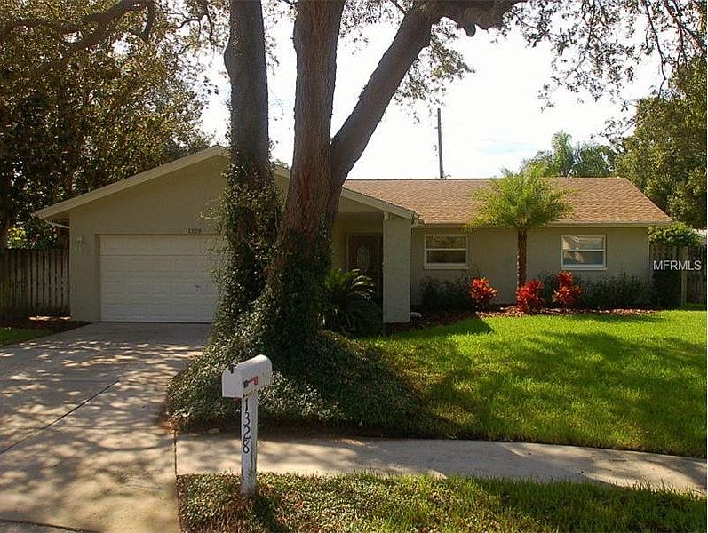 1st image of 1328 Amberlea Ct E