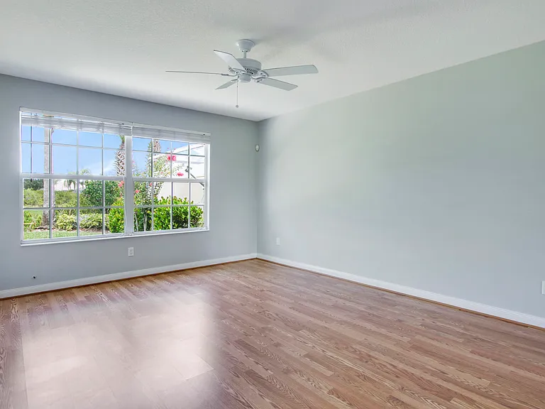 10870 SW Dardanelle Dr — Photo 17