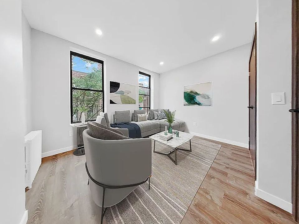 1st image of 437 W 46th St APT 4RW