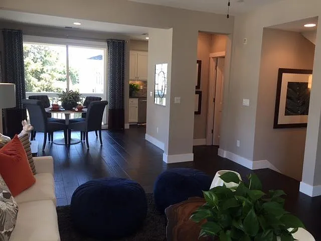 3 bed, 2.5 bath, 1480 sqft, $4,800 — Photo 3