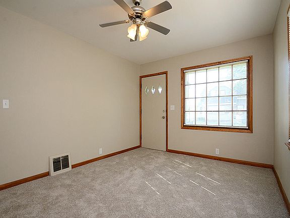 5th image of 2305 Avenue F