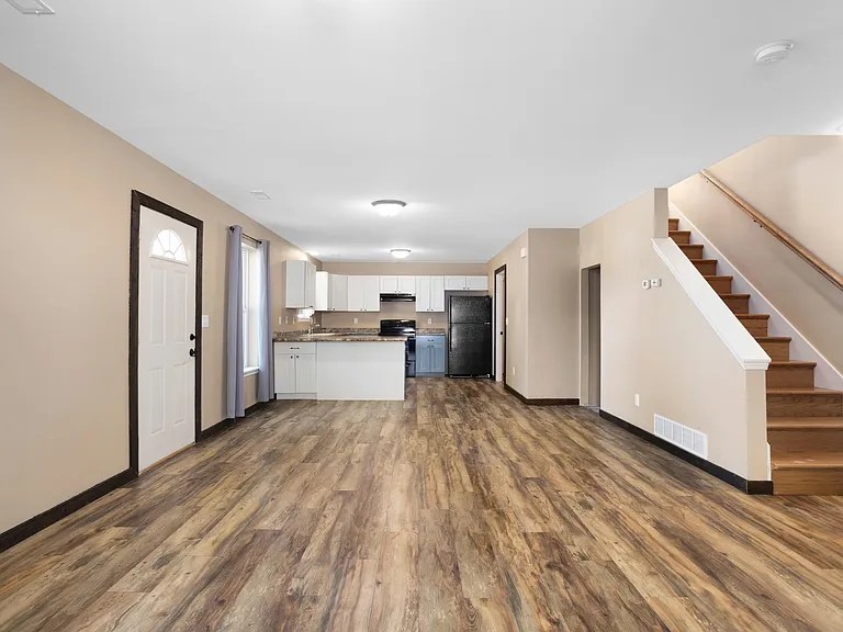 503 5th Ave NW — Photo 11
