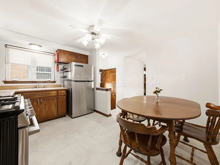 5144 S Melvina Ave — Photo 6
