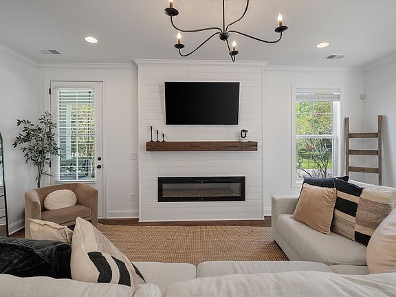 4th image of 1195 Quick Rabbit Loop