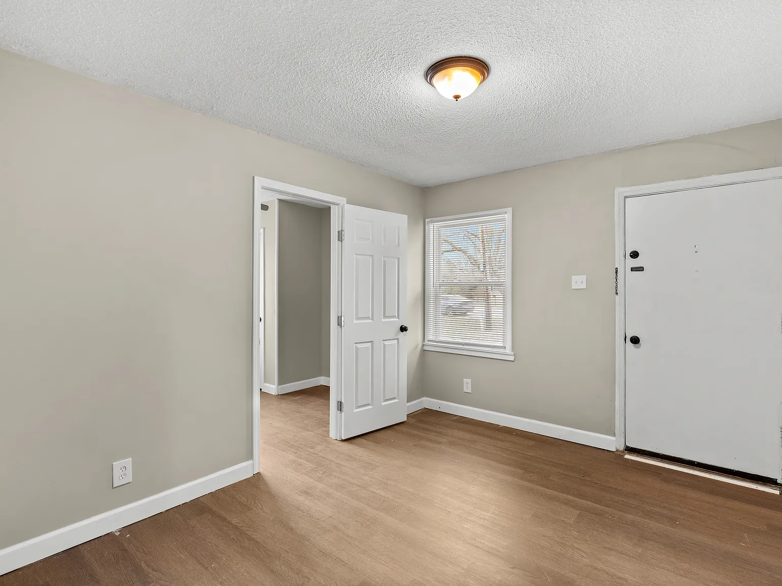1111 Redman Blvd Saint Louis, MO 63138 — Photo 4