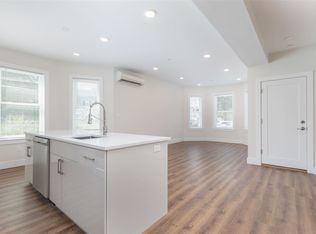 843 Columbia Rd, Dorchester, MA 02125