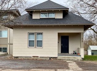 315 6th St, Cheney, WA 99004