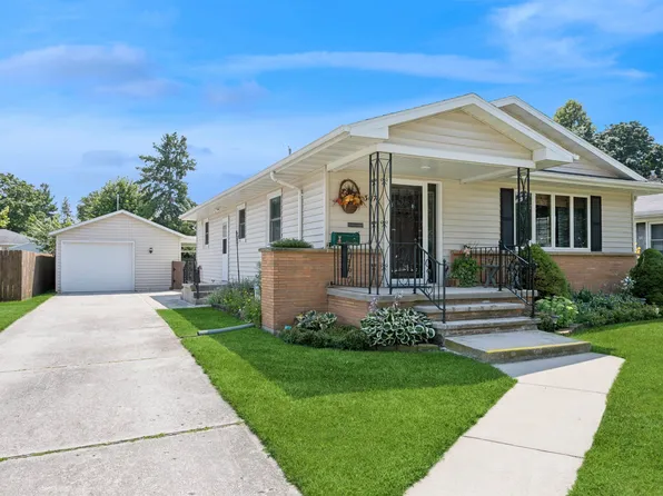 307 Saratoga St, Chilton, WI 53014