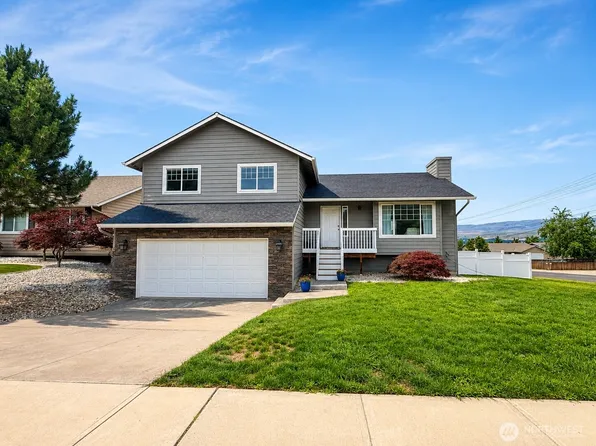576 Saddle Rock Loop, Wenatchee, WA 98801