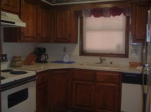 3rd image of 41 Davis Cir