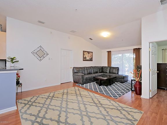 4th image of 7047 Deer Lodge Cir Unit 110