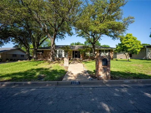 2223 Wendy Ln, Waco, TX 76710