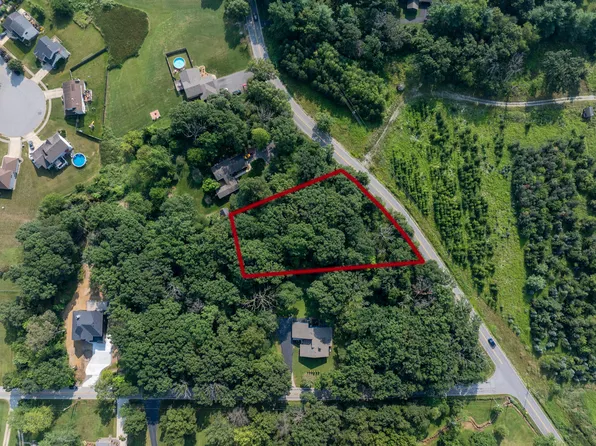 6308 W 91st Ave, Crown Pt, IN 46307