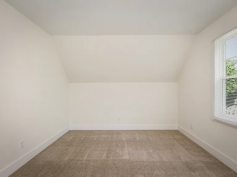 15508 Richmond St — Photo 33
