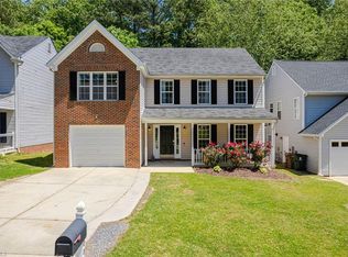 337 Arbor Crest Rd, Holly Springs, NC 27540