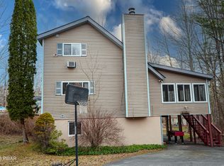 181 Windemere Ln, Lake Ariel, PA 18436